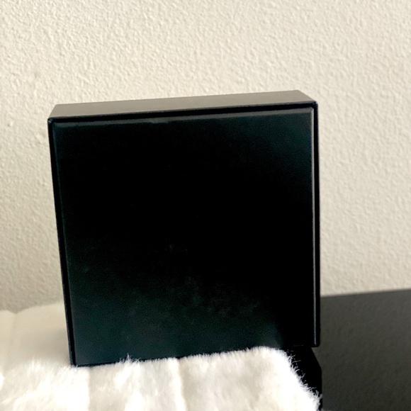 GUCCI Gift Box - Picture 4 of 4